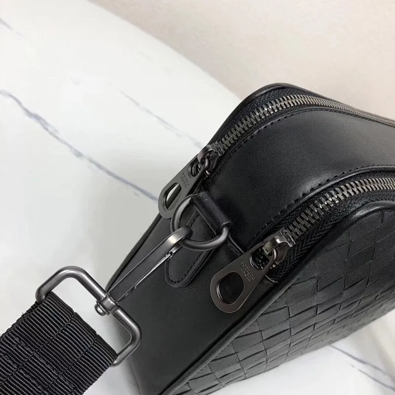 All categories 💚 Top version men’s bags 💚 BV 2024 new BV crossbody bag
